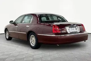 Lincoln Town Car 2000 Cartier 4dr Sedan