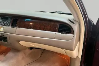 Lincoln Town Car 2000 Cartier 4dr Sedan