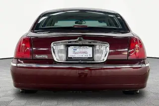 Lincoln Town Car 2000 Cartier 4dr Sedan