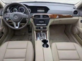 Clase C Mercedes-Benz 2013 C 250 Luxury 4dr Sedan