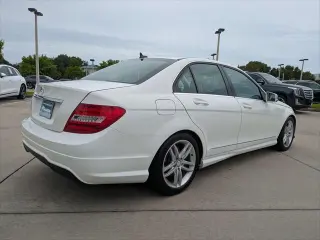 Clase C Mercedes-Benz 2013 C 250 Luxury 4dr Sedan
