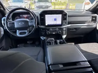 Ford F-150 2023 4x4 Lariat 4dr SuperCrew 5.5 ft. SB