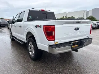 Ford F-150 2022 4x4 XLT 4dr SuperCrew 5.5 ft. SB