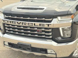 Chevrolet Silverado 3500HD 2021 4x4 LTZ 4p Crew Cab SB SRW
