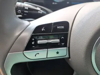 Hyundai ELANTRA 2025 SEL Conveniencia 4p Sedan