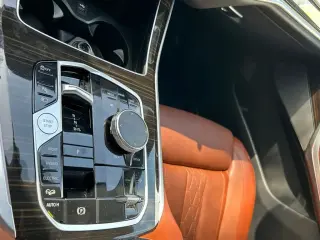 BMW X5 2025 AWD xDrive50e 4dr Vehículo de Actividad Deportiva de Deporte
