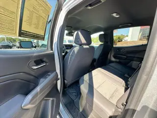 Chevrolet Colorado 2023 4x4 Z71 4p Puerta Lateral Cabina de Tripulacion 5 ft. SB
