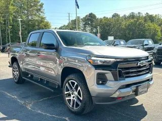 Chevrolet Colorado 2023 4x4 Z71 4p Puerta Lateral Cabina de Tripulacion 5 ft. SB