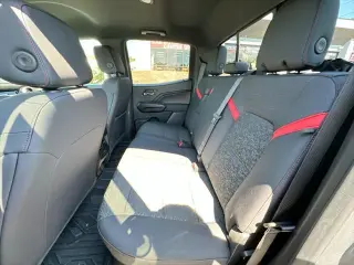 Chevrolet Colorado 2023 4x4 Z71 4p Puerta Lateral Cabina de Tripulacion 5 ft. SB