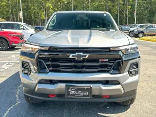 Chevrolet Colorado 2023 4x4 Z71 4p Puerta Lateral Cabina de Tripulacion 5 ft. SB