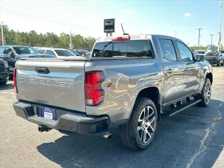 Chevrolet Colorado 2023 4x4 Z71 4p Puerta Lateral Cabina de Tripulacion 5 ft. SB