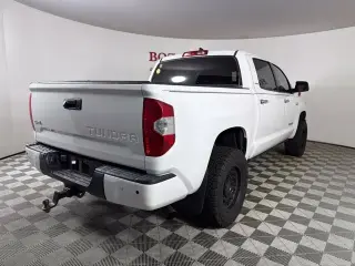 Toyota Tundra 2020 4x4 Limited 4dr CrewMax Cab Pickup SB