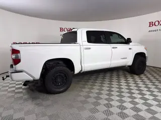 Toyota Tundra 2020 4x4 Limited 4dr CrewMax Cab Pickup SB