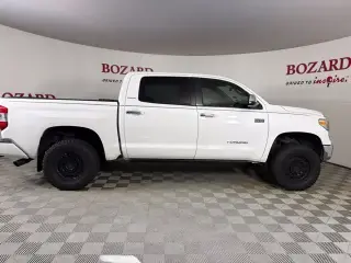 Toyota Tundra 2020 4x4 Limited 4dr CrewMax Cab Pickup SB