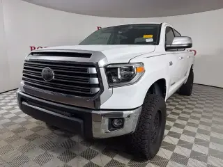 Toyota Tundra 2020 4x4 Limited 4dr CrewMax Cab Pickup SB