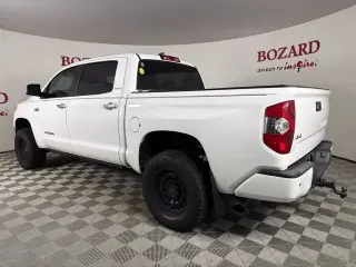 Toyota Tundra 2020 4x4 Limited 4dr CrewMax Cab Pickup SB