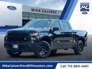 Chevrolet Silverado 1500 2022 4x4 Custom 4dr Crew Cab 5.8 ft. SB