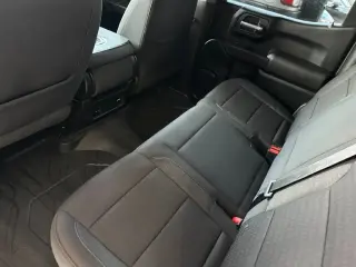Chevrolet Silverado 1500 2022 4x4 Custom 4dr Crew Cab 5.8 ft. SB