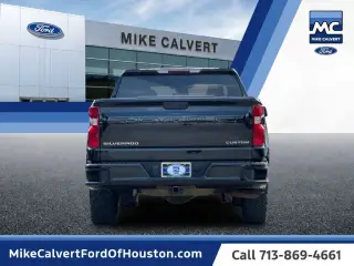 Chevrolet Silverado 1500 2022 4x4 Custom 4dr Crew Cab 5.8 ft. SB