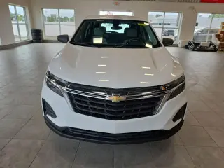 Chevrolet Equinox 2024 LS 4p SUV con 1PL
