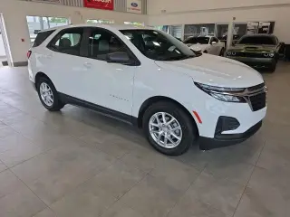 Chevrolet Equinox 2024 LS 4p SUV con 1PL