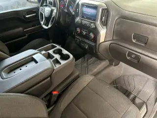 Chevrolet Silverado 3500HD 2023 4x4 LT 4dr Crew Cab SB SRW