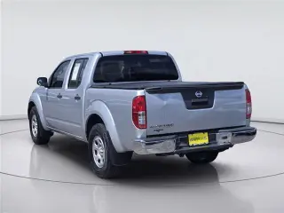 Nissan Frontier 2014 4x2 S 4 puertas Crew Cab 5 ft. SB Pickup 6M