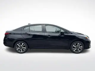 Nissan Versa 2024 SV 4p Sedan