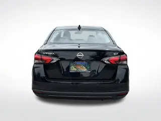 Nissan Versa 2024 SV 4p Sedan