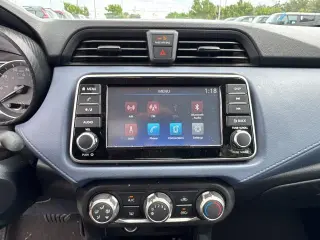 Nissan Versa 2024 SV 4p Sedán