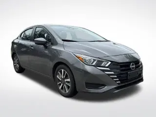 Nissan Versa 2024 SV 4p Sedán