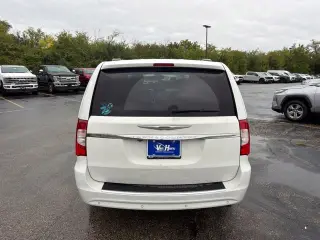 2016 Chrysler Town & Country
