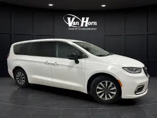 2024 Chrysler Pacifica Hybrid