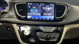 2024 Chrysler Pacifica Hybrid