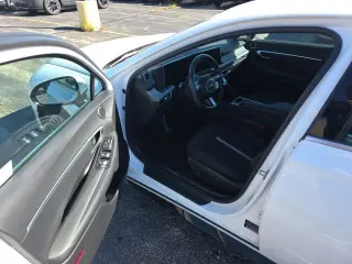2025 Hyundai Sonata Hybrid