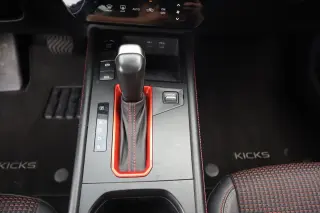 Nissan Kicks 2025 AWD SR 4p Crossover