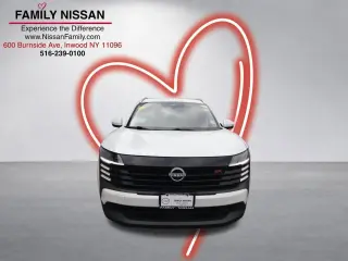 Nissan Kicks 2025 AWD SR 4p Crossover