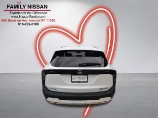 Nissan Kicks 2025 AWD SR 4p Crossover