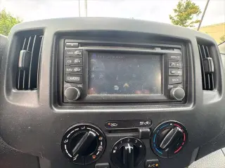 Nissan NV200 2015 SV 4dr Cargo Mini-Van
