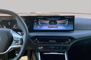 BMW Serie 3 2025 330i 4p Sedan