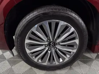 2025 INFINITI QX80