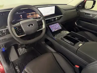 2025 INFINITI QX80