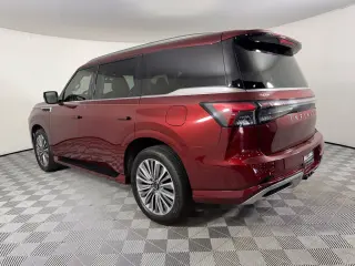 2025 INFINITI QX80
