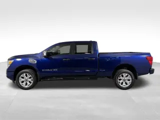 2024 Nissan Titan XD