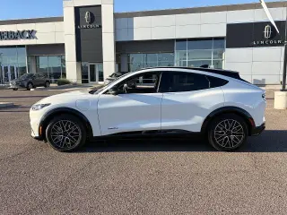 Ford Mustang Mach-E 2024 Premium 4dr SUV