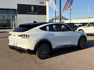 Ford Mustang Mach-E 2024 Premium 4dr SUV