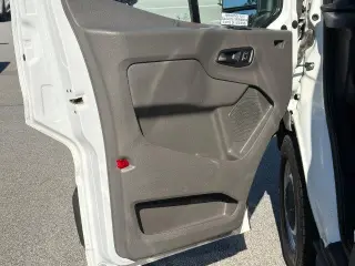 Ford Transit 2024 350 XLT 3dr LWB Low Roof Passenger Van