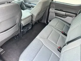 Ford F-150 2025 4x4 XLT 4dr SuperCrew 5.5 ft. SB