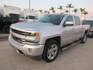 Chevrolet Silverado 1500 2018 4x4 LTZ 4 puertas Cabina Crew 6,5 pies. SB