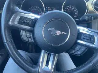 Ford Mustang 2016 GT Premium 2dr Fastback